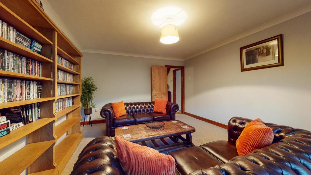 Jaw-Dropping Beach House In Anglesey Benllech Bagian luar foto